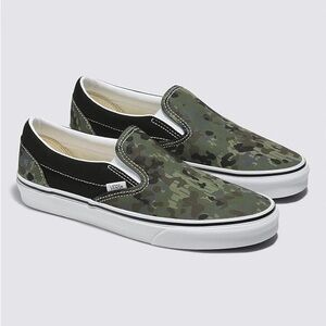 Men’s Camo Vans Size 4 Classic slip on shoes - green brown and black sneakers